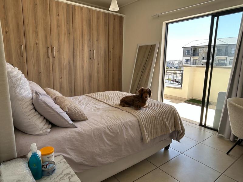 To Let 1 Bedroom Property for Rent in Sandown Western Cape